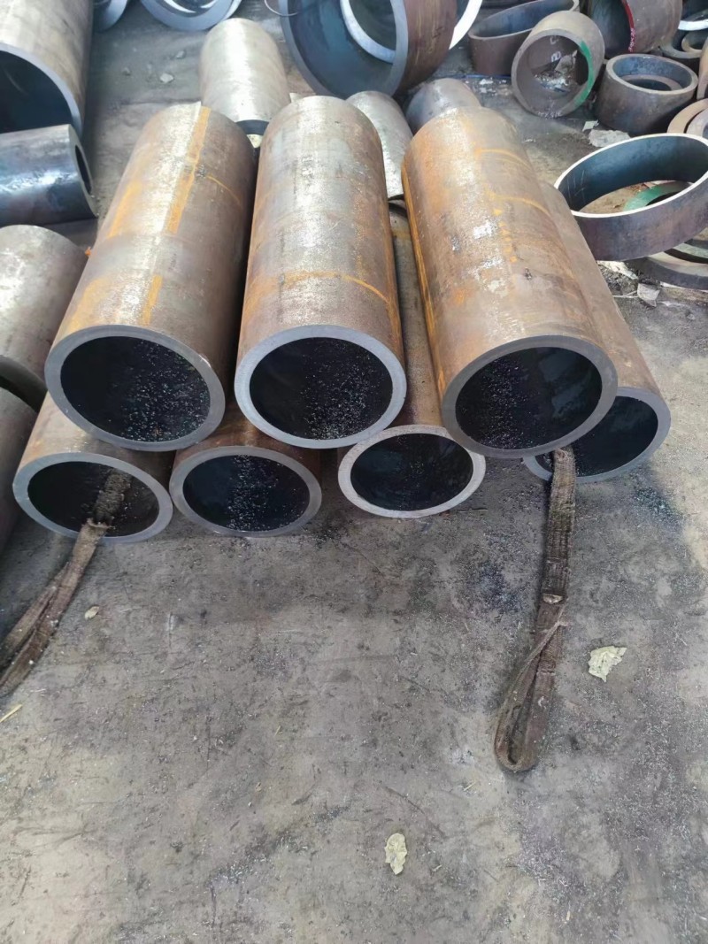 扎鲁特扎鲁特扎鲁特12Cr1MovG无缝钢管切割
